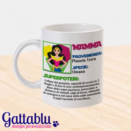 Tazza "Superpoteri di Mamma: scheda da supereroina", idea regalo per la festa della mamma