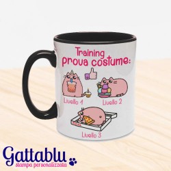 Tazza color "Training prova costume" gatti ciccioni kawaii