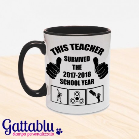 Tazza color "This teacher survived the 2017-2018 school year", idea regalo per insegnante